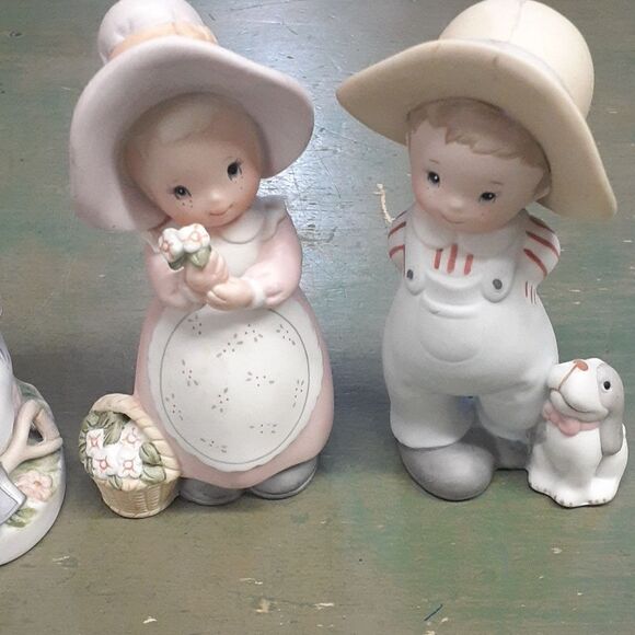 Vintage 4 pc set Homco boy with puppy, girl with flowers plus gardening pair - Picture 2 of 11